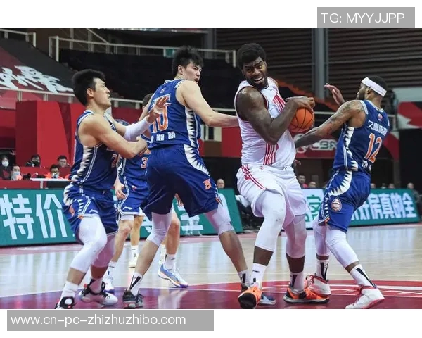 火箭队与上海球队激战正酣谁将赢得这场篮球盛宴的胜利 火箭队与上海球队激战正酣谁将赢得这场篮球盛宴的胜利